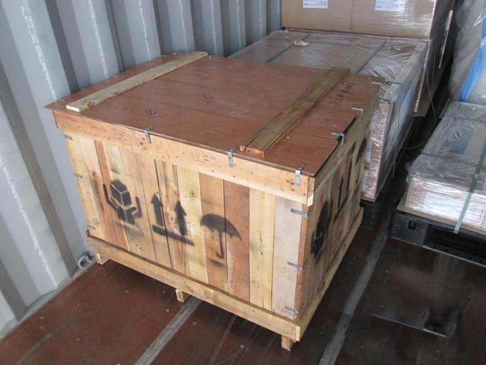 Hàng đóng container vận chuyển xuất cua anpha