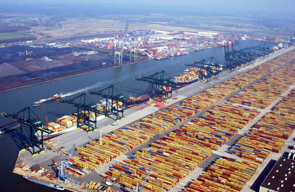 Cảng Antwerp