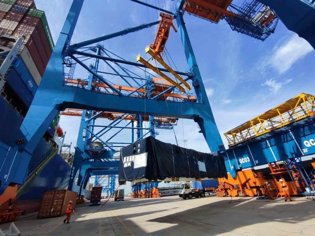 Chi Tiết Phí Nâng Hạ Tại Cảng Cát Lái (cập nhật mới nhất) 2 Dịch vụ nâng hạ tại cảng Cát Lái