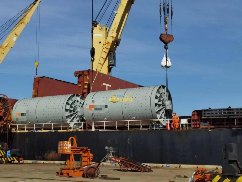 Alphatrans chuyên dịch vụ nâng hạ tại cảng Hải Phòng