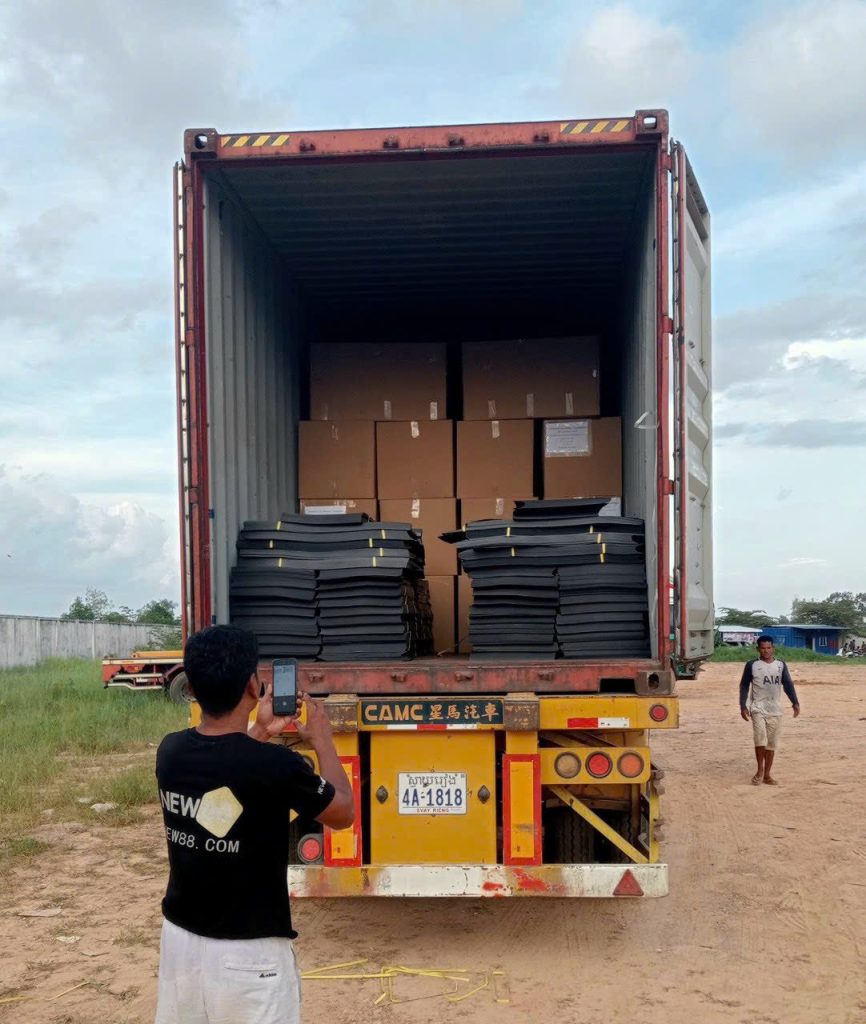 An Pha thường xuyên vận chuyển hàng qua cửa khẩu Hoa Lư giúp doanh nghiệp mở rộng thị trường