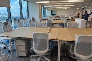 Dự Án Vận Chuyển Lắp Đặt Nội Thất Văn Phòng Cho Daewoo E&C Korea Tại Tòa Nhà Hallmark