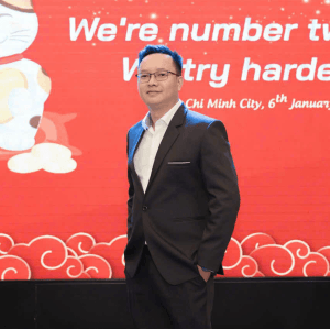 Mr. Thuấn trưởng phòng dự án
