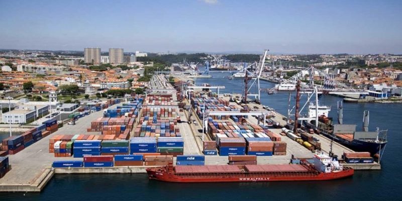 Cách Tính Cước Vận Chuyển Đường Biển Hàng Lẻ LCL
