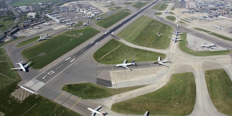 Dịch Vụ Vận Chuyển Hàng Không Đi Manchester (Anh) 2026: Giải Pháp Cho Cửa Ngõ Miền Bắc UK