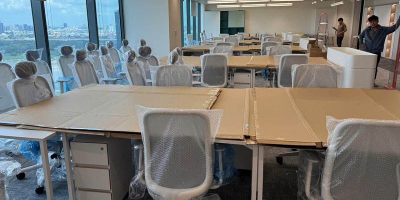 Dự Án Vận Chuyển Lắp Đặt Nội Thất Văn Phòng Cho Daewoo E&C Korea Tại Tòa Nhà Hallmark